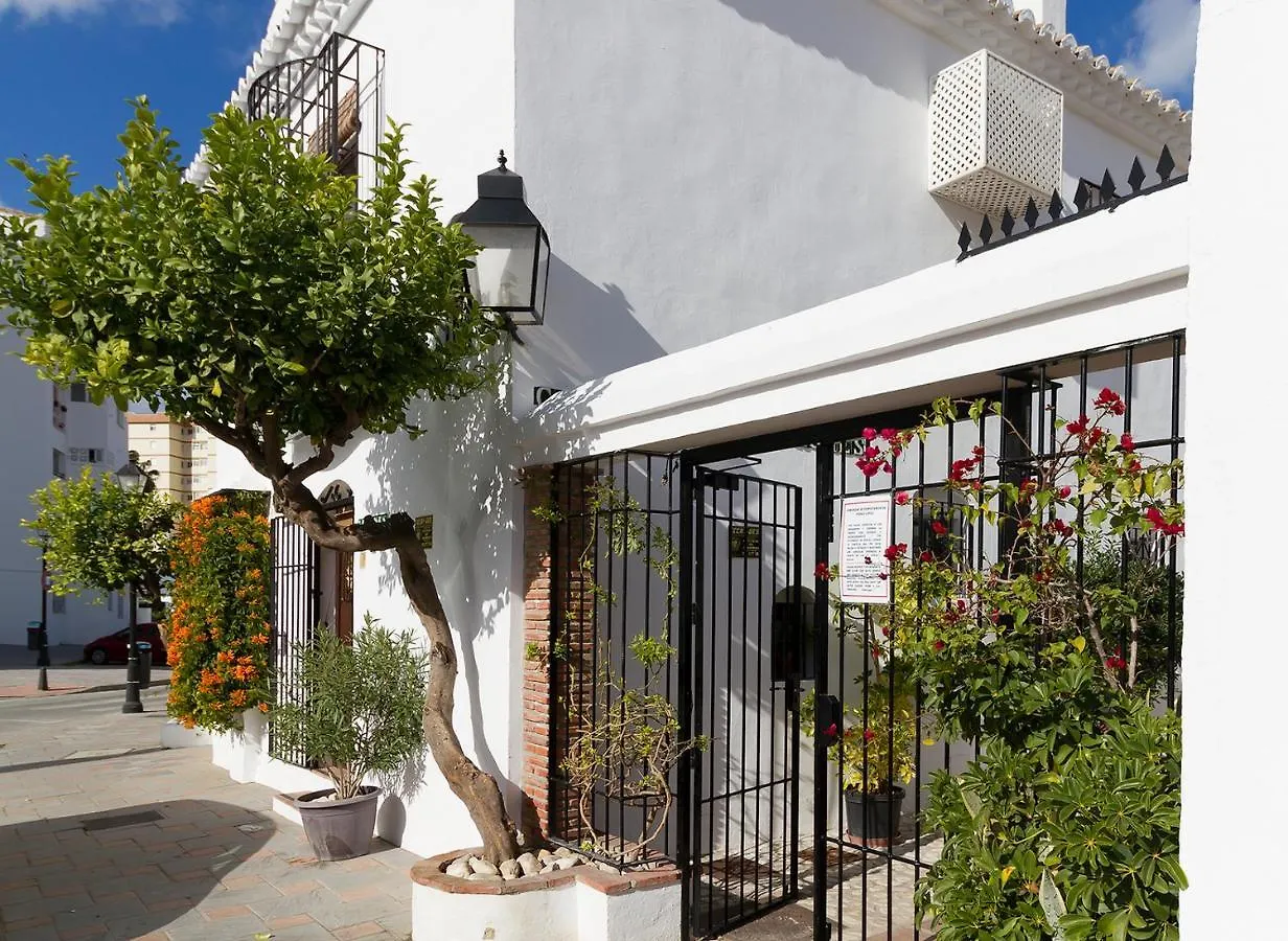 Con Encanto, Relajante, Centrica Fuengirola 0*,